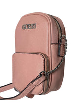 Cargar imagen en el visor de la galería, Crossbody Guess Rosa Compacto con Detalles de Cadena - Estilo Moderno y Funcional - BGP