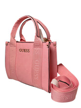 Cargar imagen en el visor de la galería, Bolsa Guess Rosa Logo Grabado Bandolera Original Importada - BGP