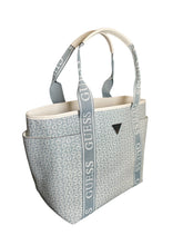 Cargar imagen en el visor de la galería, Bolsa Tote GUESS Monogram Azul – Elegancia diaria con gran capacidad - BGP