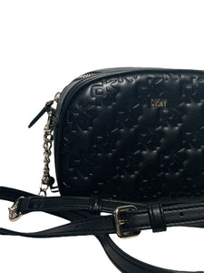 Bolsa Bolsa De Hombro Dkny Diseño Lisa Negra Con Correa De Hombro Negra Y Herrajes Metal. - BGP