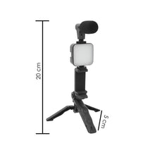 Cargar imagen en el visor de la galería, Soporte para celular 3 en 1, tripie, luz y micrófono - BGP