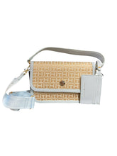 Cargar imagen en el visor de la galería, Crossbody Tommy Hilfiger Monogram Beige con Detalles en Azul - BGP
