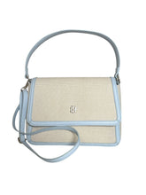 Cargar imagen en el visor de la galería, Bolso Tommy Hilfiger Original Beige con Azul Cielo – Crossbody Elegante - BGP