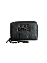 Cargar imagen en el visor de la galería, Cartera Steve Madden Negra con Logotipo en Relieve - BGP