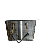 Cargar imagen en el visor de la galería, Bolsa Tote GUESS Monograma Negra - BGP