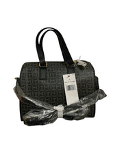 Cargar imagen en el visor de la galería, Bolso Satchel Negro Monograma Tommy Hilfiger - BGP