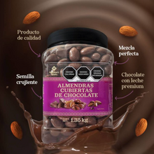 Cargar imagen en el visor de la galería, Almendras Member&#39;s Mark Cubiertas con Chocolate 1.35 kg -ZK