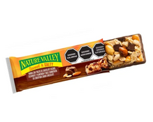 Cargar imagen en el visor de la galería, Barras de Granola Nature Valley Sweet and Salty 24 pzas de 30 g c/u - ZK