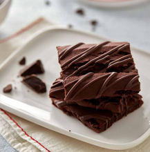 Cargar imagen en el visor de la galería, Brownies Fiber One Sabor Chocolate 24 pzas de 25 g c/u - ZK