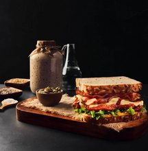 Cargar imagen en el visor de la galería, Pan de Caja Oroweat Masa Madre 680 g -ZK