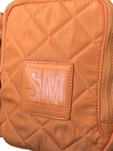 Cargar imagen en el visor de la galería, Bolsa Bandolera Crossbody Steve Madden Naranja Con Termo - BGP