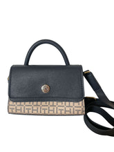 Cargar imagen en el visor de la galería, Bolsa Tommy Hilfiger Mini Top Handle Navy Logo Original - BGP